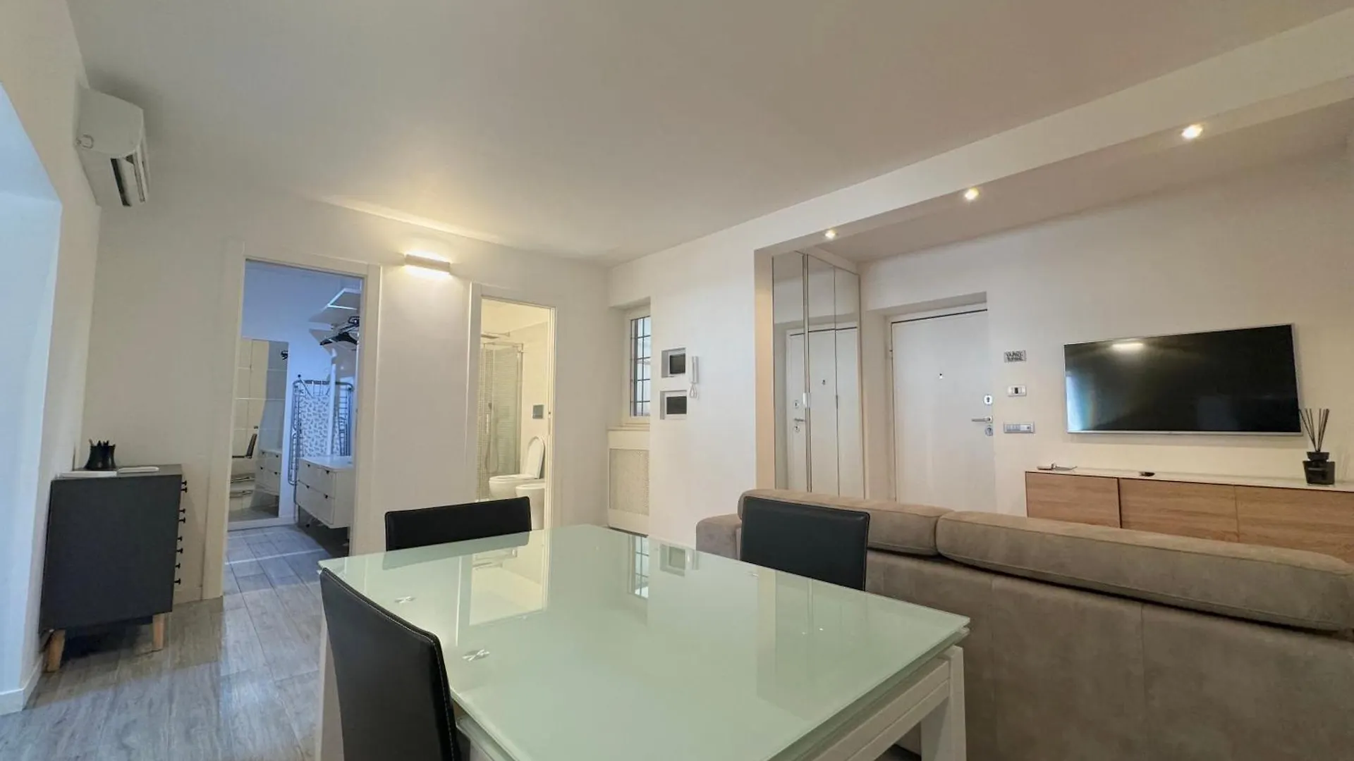Mercede Apartment - Spanish Steps Rome Italy